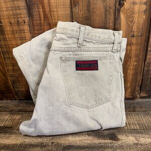 1990s Cream Wrangler Twenty X Made in USA Jeans 36x36